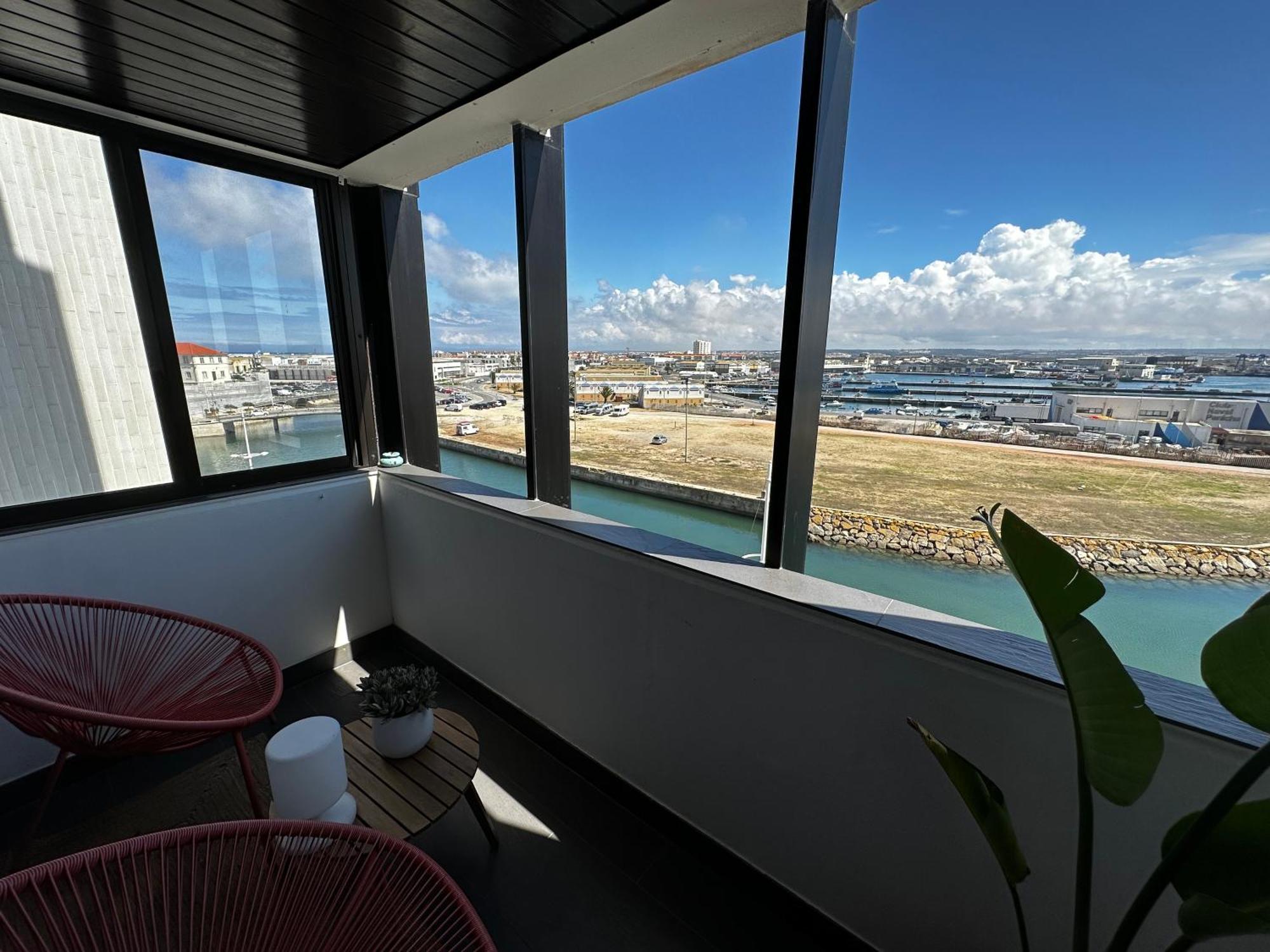 Ponte Velha Apartment Peniche Exterior photo